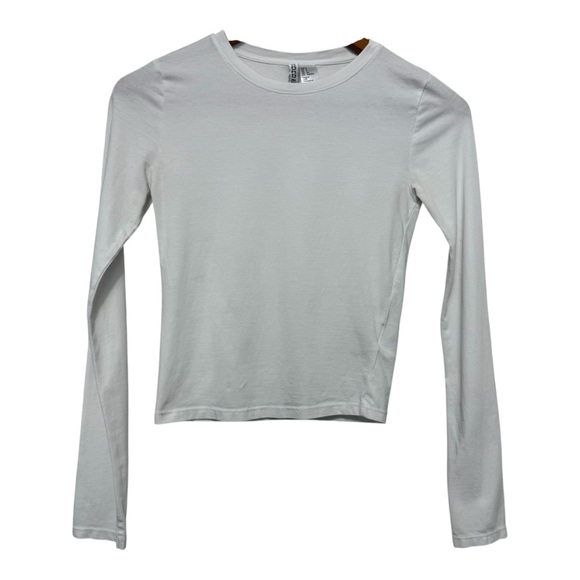 Divided Tops - H&M Divided Long Sleeve Crop White Tee Shirt Women’s Size Small Layering Preppy